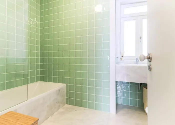 Gasthuis Private In Historic Center - Steps From Santa Justa Lift Lissabon